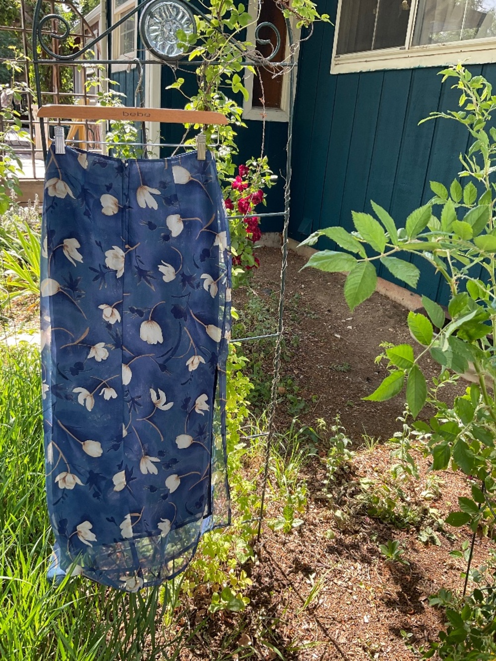 Oh So 90’s Blue Floral Maxi Skirt - Picture 3 of 10